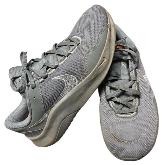 Nike Legend Essential 3 - Picture 1 of 9